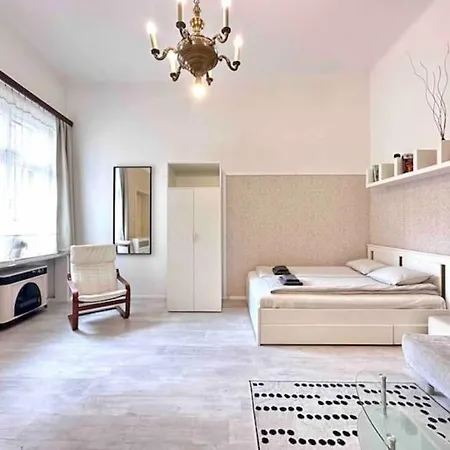 Urban Escape-cozy In Center *